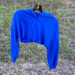 A crop top fashion nova hoodie